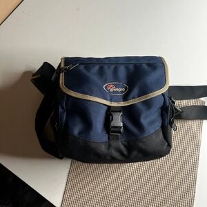 Lowepro Nova 1 Camera Bag Navy Blue Black Padded Shoulder Strap Belt Loops